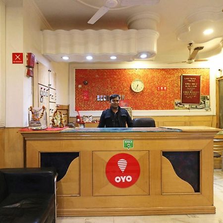 Oyo Flagship Kumar Palace Нью-Дели Экстерьер фото